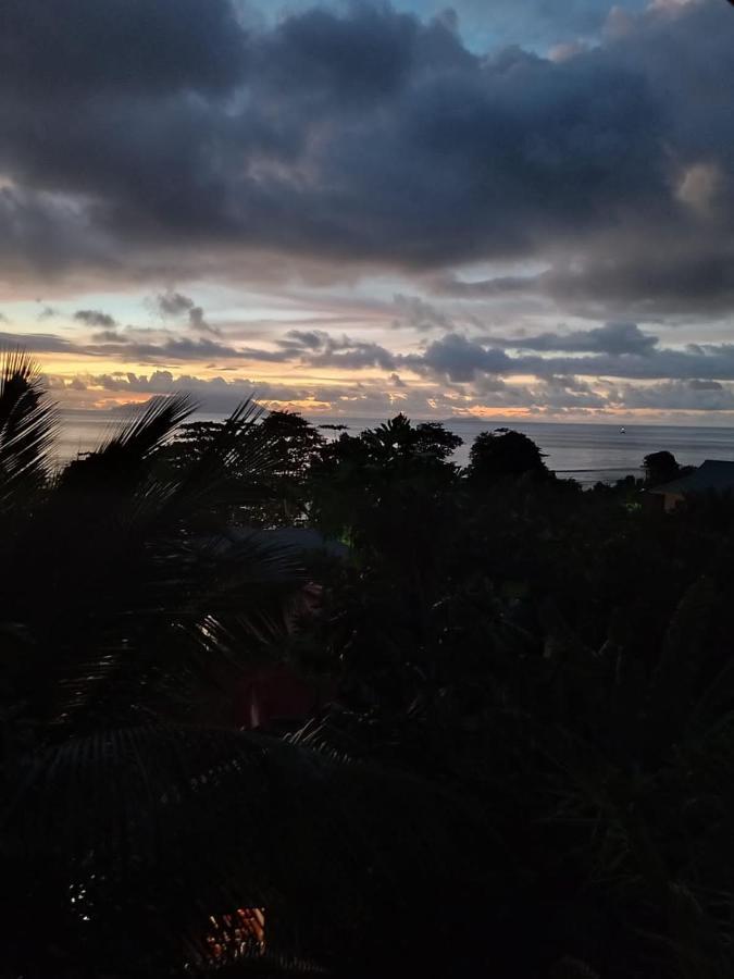 E&E Self Catering Hotel Beau Vallon  Buitenkant foto